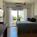 Charming & Comfy Almagro Gem: Balcony ~ Double Bed