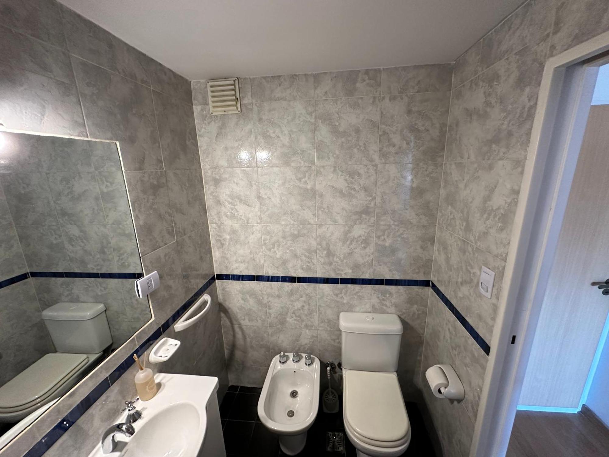 Charming & Comfy Almagro Gem: Balcony ~ Double Bed Ciudad Autónoma de Buenos Aires