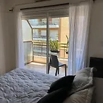 Charming & Comfy Almagro Gem: Balcony ~ Double Bed